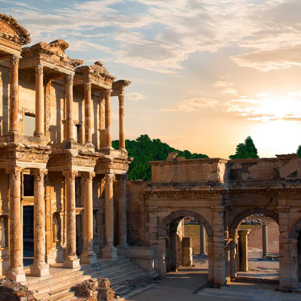 travel from ephesus to istanbul